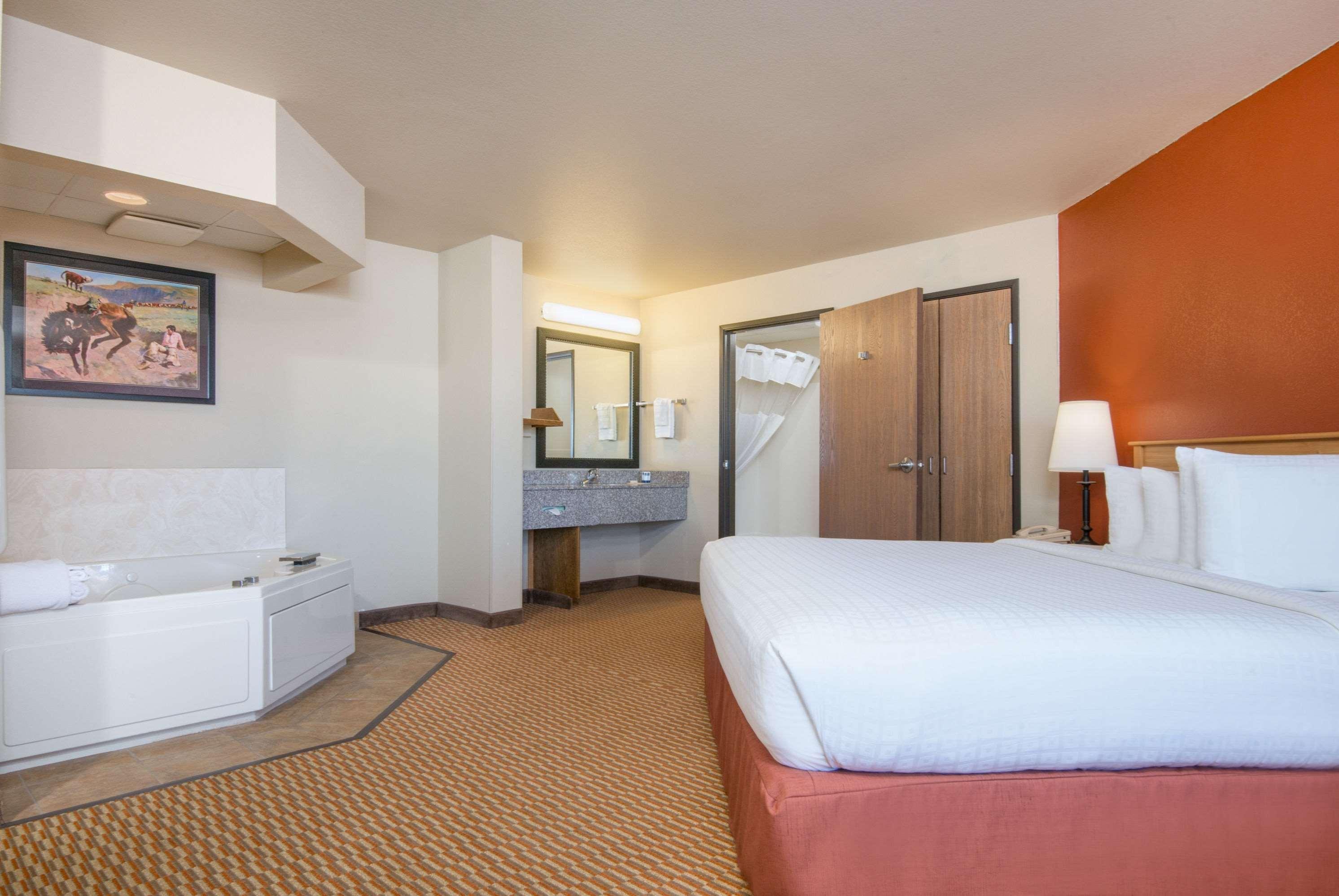 Hotel Americinn By Wyndham Event Center Pampa