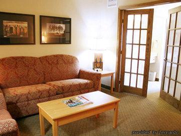 Hotel Americinn By Wyndham Event Center