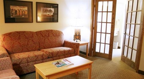 Hotel Americinn By Wyndham Event Center