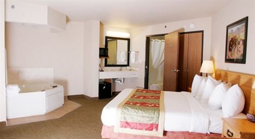 Hotel Americinn By Wyndham Event Center Pampa